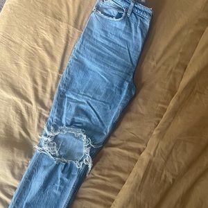 Abercrombie The 90’s Straight Ultra High Rise jeans